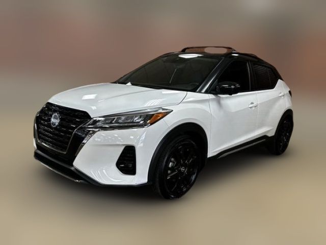 2022 Nissan Kicks SR