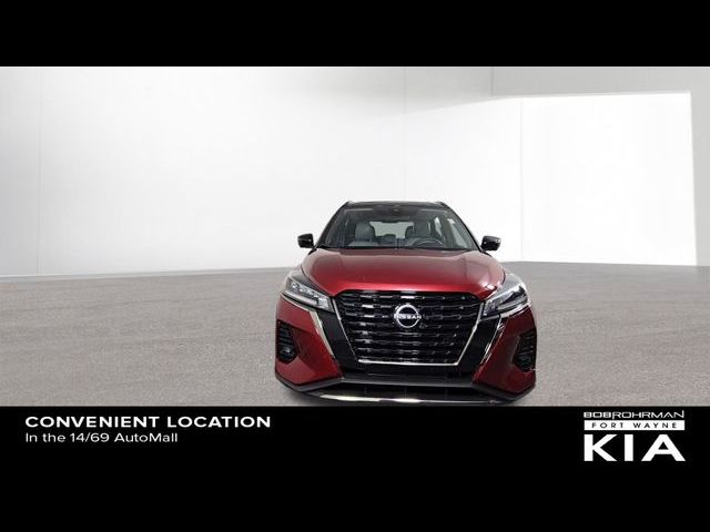 2022 Nissan Kicks SR