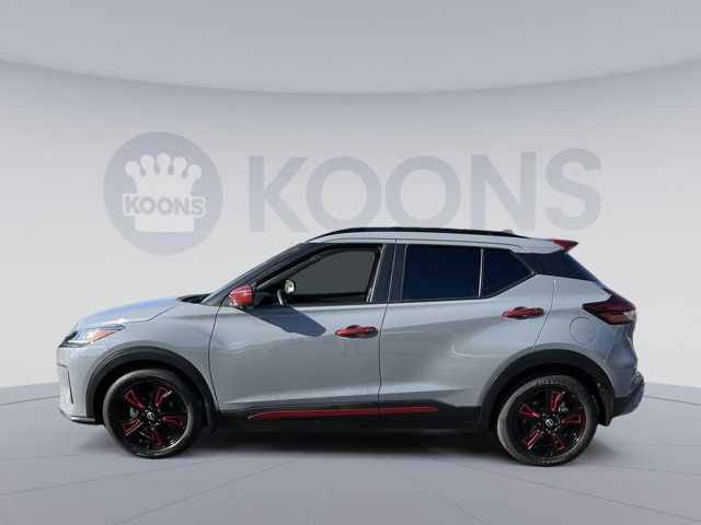 2022 Nissan Kicks SR