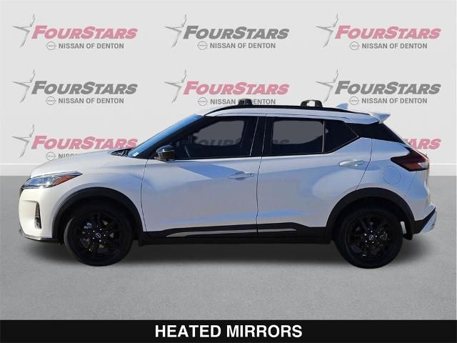 2022 Nissan Kicks SR