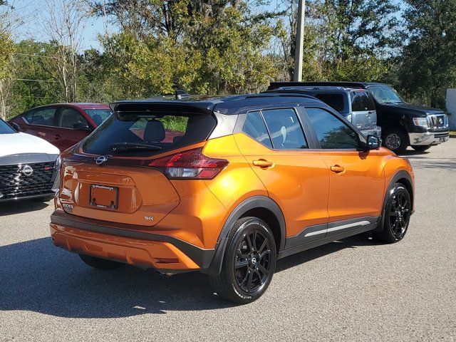 2022 Nissan Kicks SR