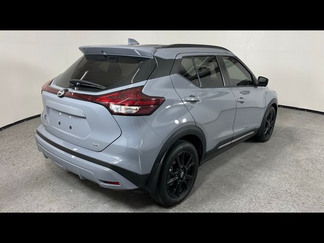 2022 Nissan Kicks SR