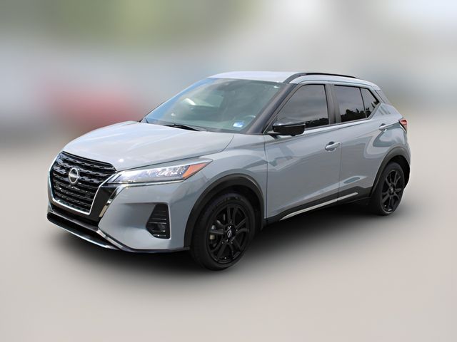 2022 Nissan Kicks SR