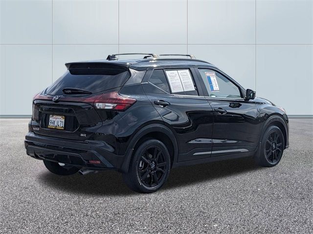 2022 Nissan Kicks SR