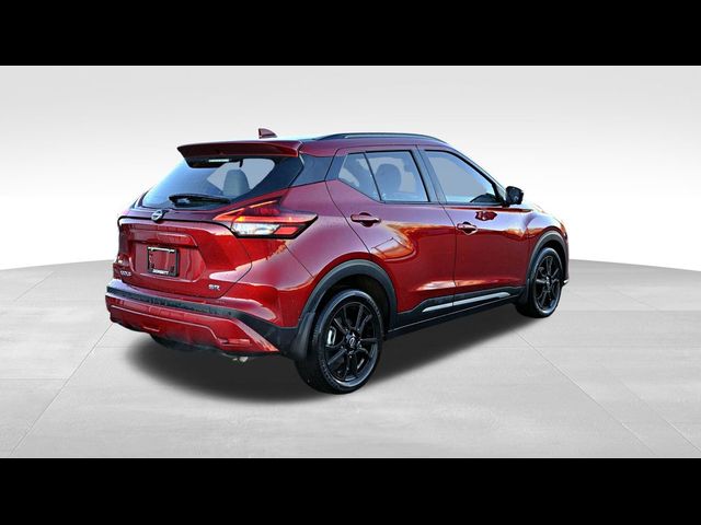 2022 Nissan Kicks SR