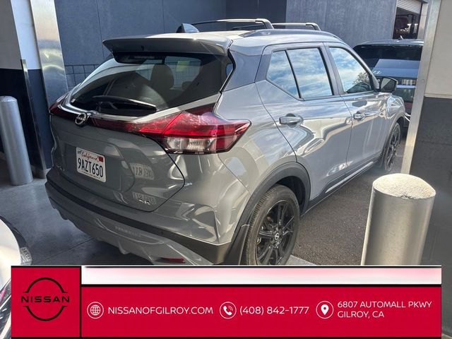 2022 Nissan Kicks SR