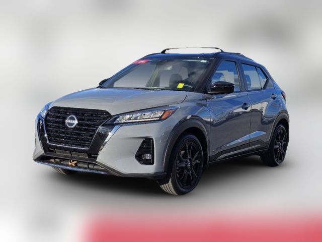 2022 Nissan Kicks SR