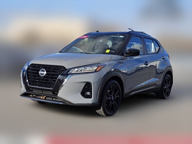 2022 Nissan Kicks SR