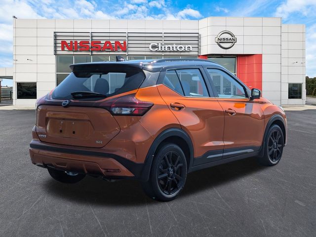 2022 Nissan Kicks SR