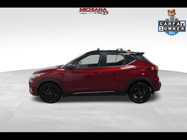 2022 Nissan Kicks SR