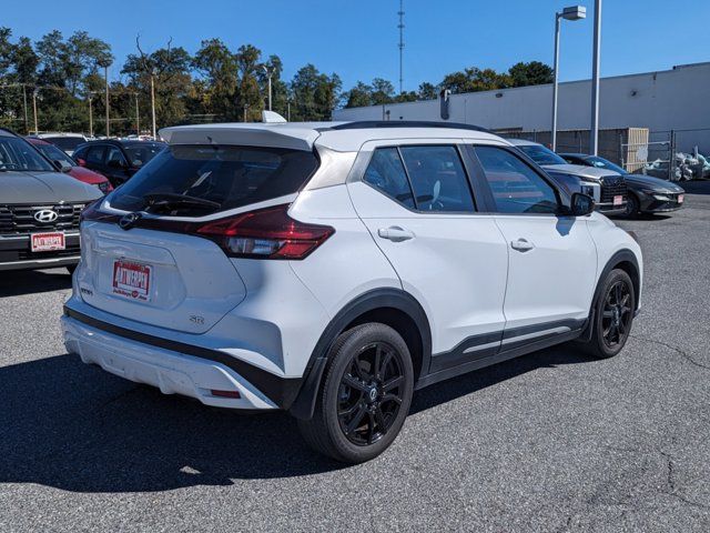 2022 Nissan Kicks SR