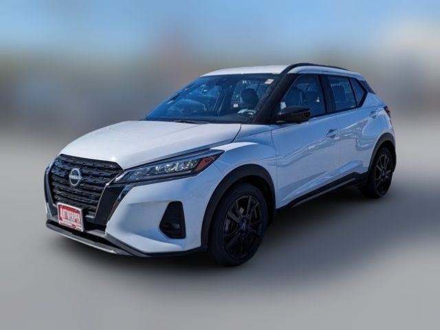 2022 Nissan Kicks SR