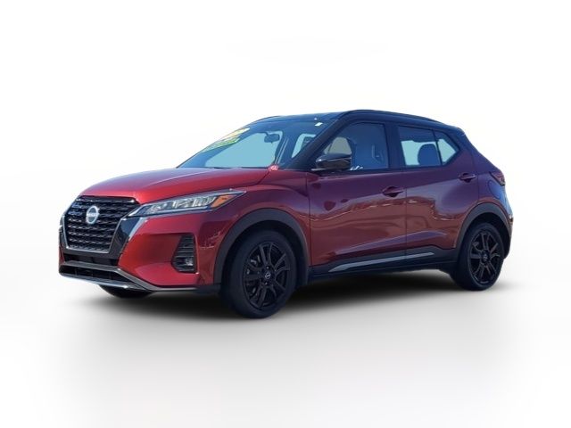 2022 Nissan Kicks SR