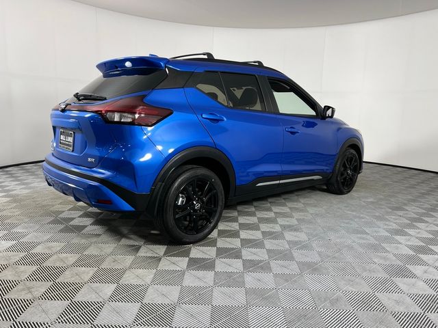 2022 Nissan Kicks SR