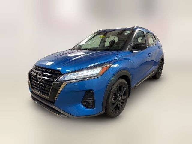 2022 Nissan Kicks SR