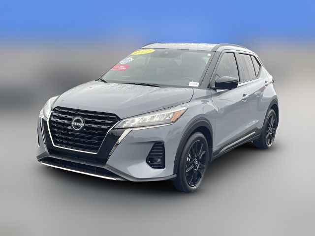 2022 Nissan Kicks SR