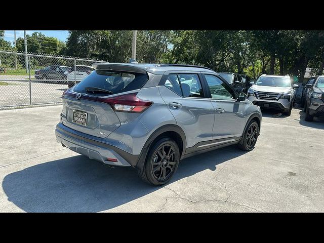 2022 Nissan Kicks SR