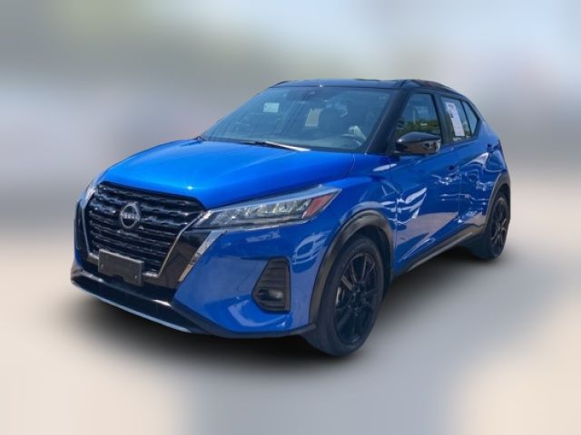 2022 Nissan Kicks SR