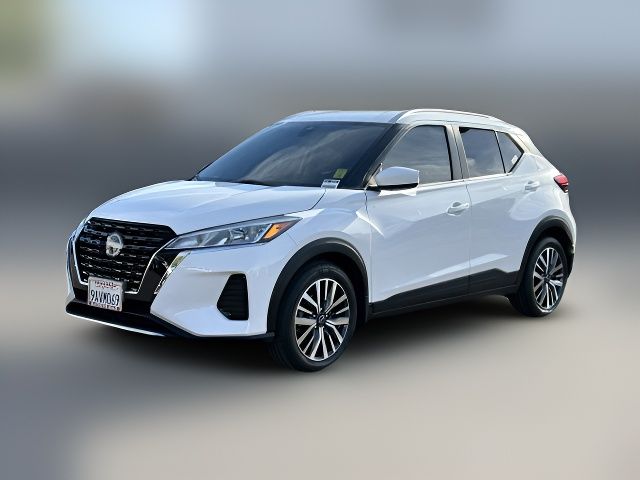 2022 Nissan Kicks SV