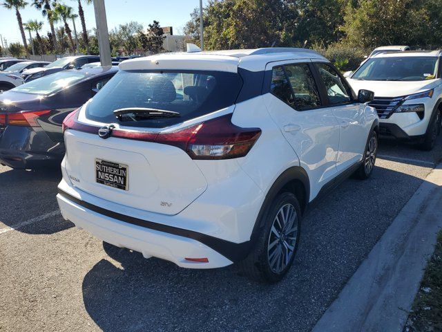 2022 Nissan Kicks SV