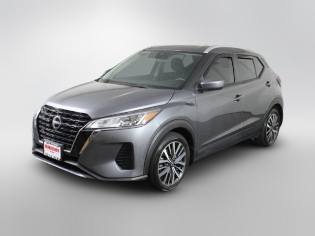 2022 Nissan Kicks SV