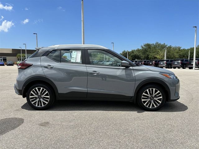 2022 Nissan Kicks SV