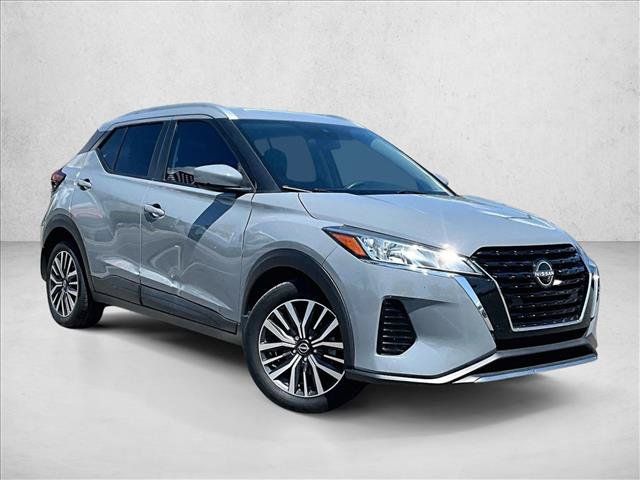 2022 Nissan Kicks SV