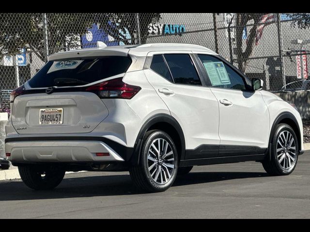 2022 Nissan Kicks SV