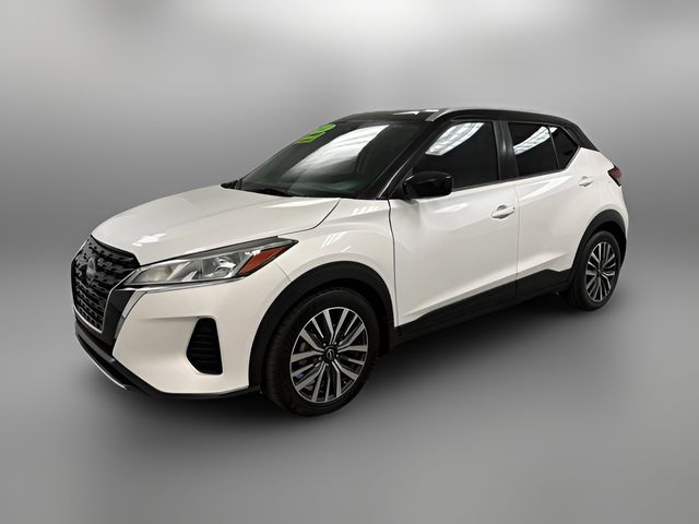 2022 Nissan Kicks SV