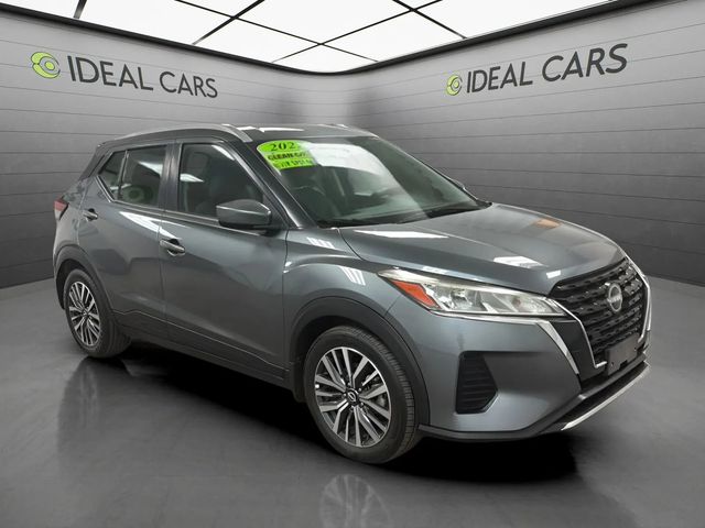 2022 Nissan Kicks SV