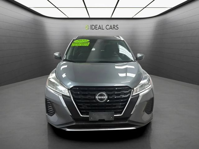 2022 Nissan Kicks SV
