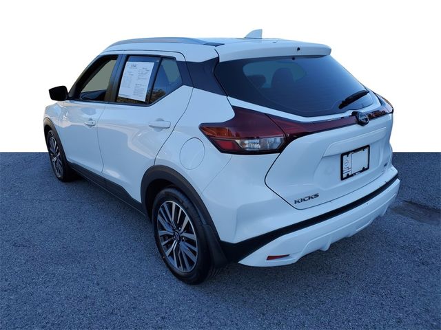 2022 Nissan Kicks SV