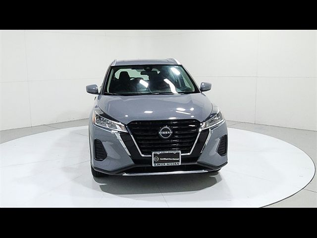 2022 Nissan Kicks SV