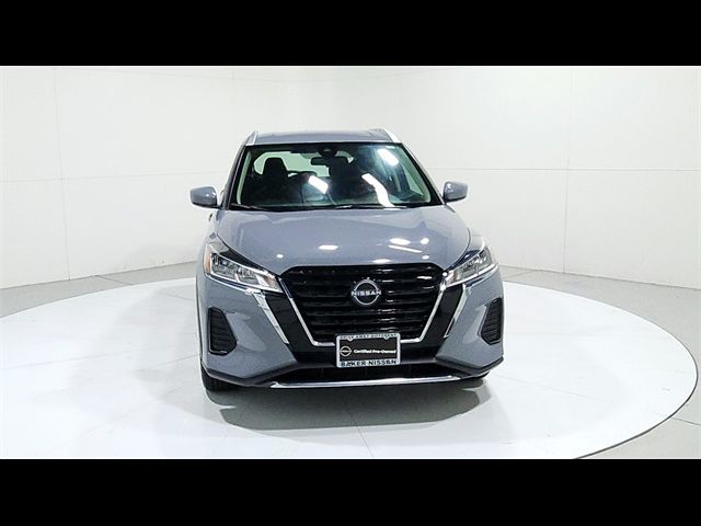 2022 Nissan Kicks SV