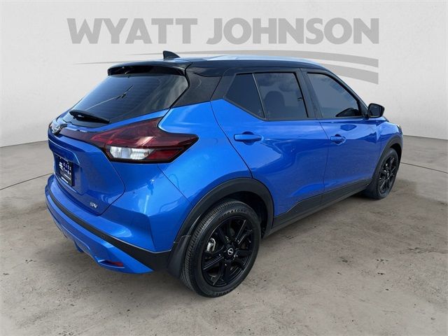 2022 Nissan Kicks SV