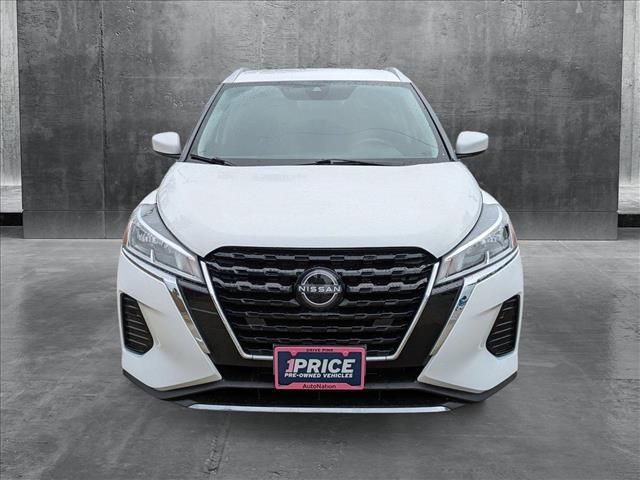 2022 Nissan Kicks SV