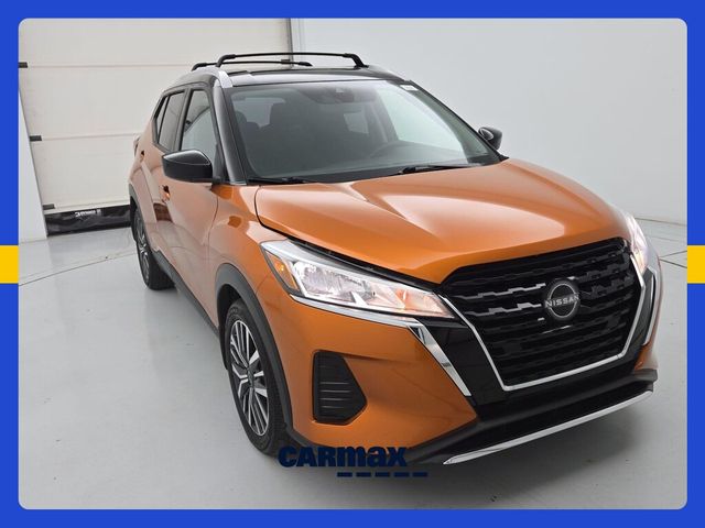 2022 Nissan Kicks SV