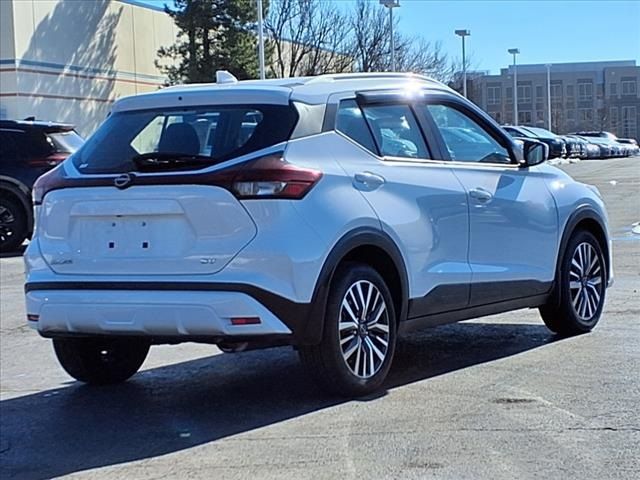 2022 Nissan Kicks SV