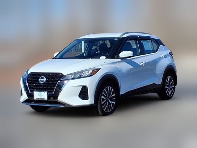 2022 Nissan Kicks SV