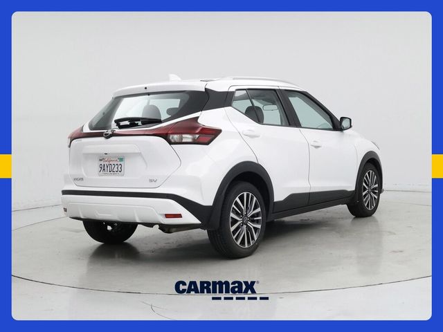 2022 Nissan Kicks SV