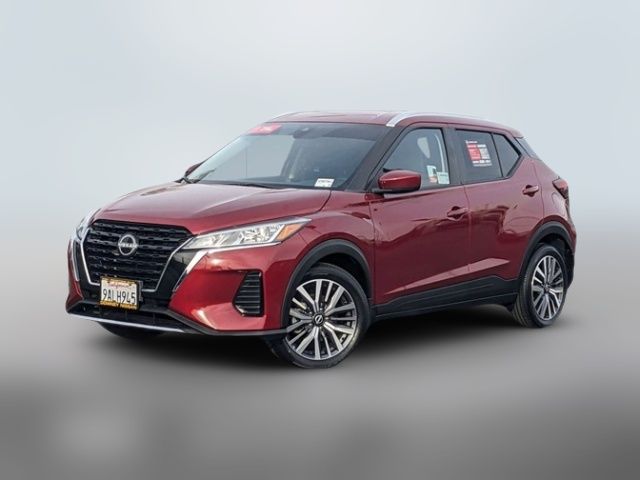 2022 Nissan Kicks SV