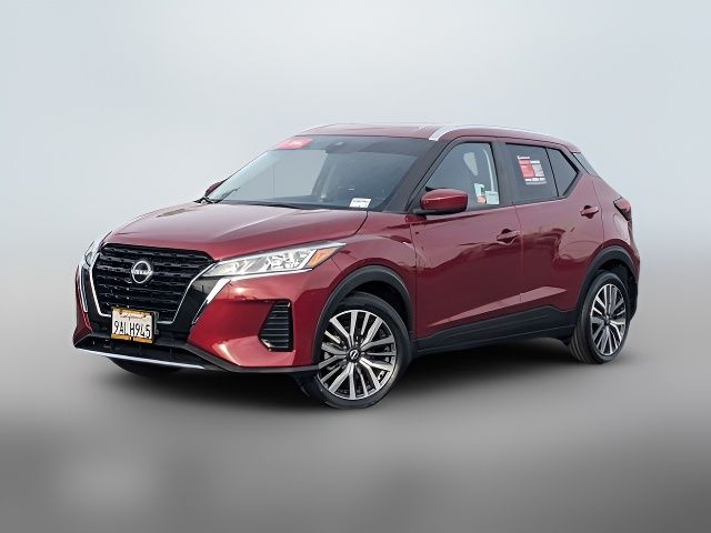 2022 Nissan Kicks SV