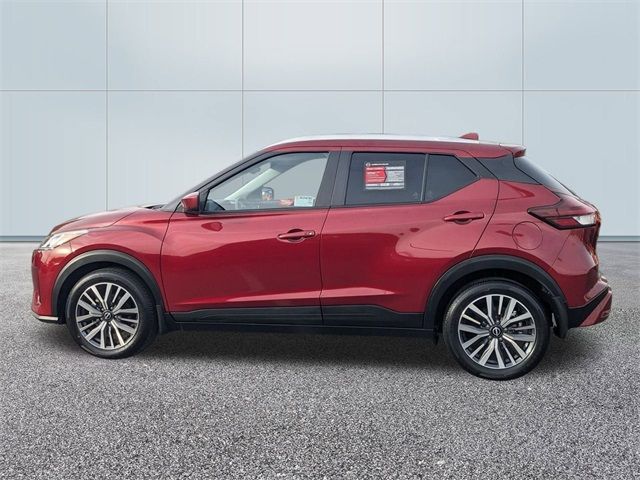 2022 Nissan Kicks SV