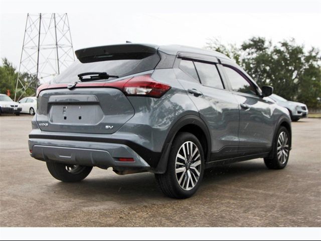 2022 Nissan Kicks SV