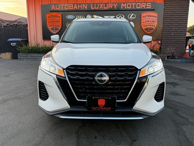 2022 Nissan Kicks SV