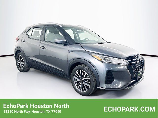 2022 Nissan Kicks SV