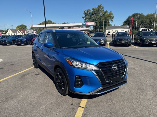 2022 Nissan Kicks SV