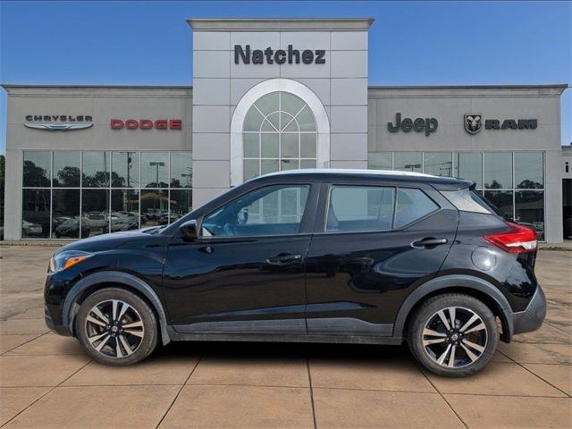 2022 Nissan Kicks SV