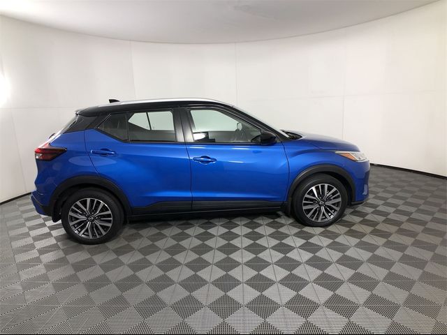 2022 Nissan Kicks SV