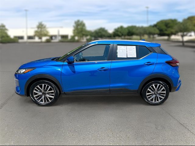 2022 Nissan Kicks SV